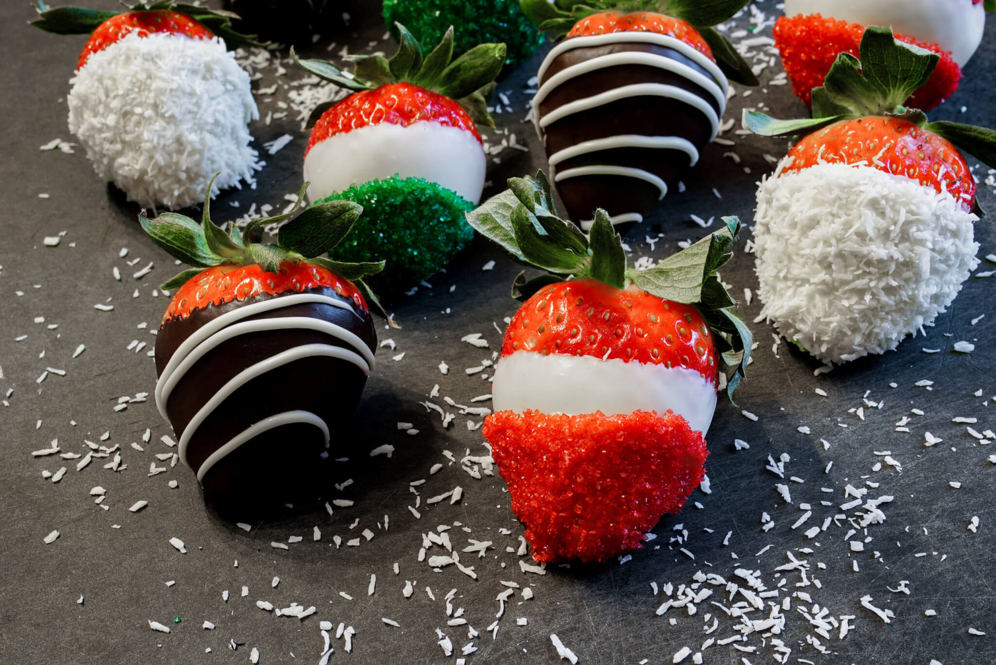 Holiday Dipped Berries | Wish Farms Berry Recipes