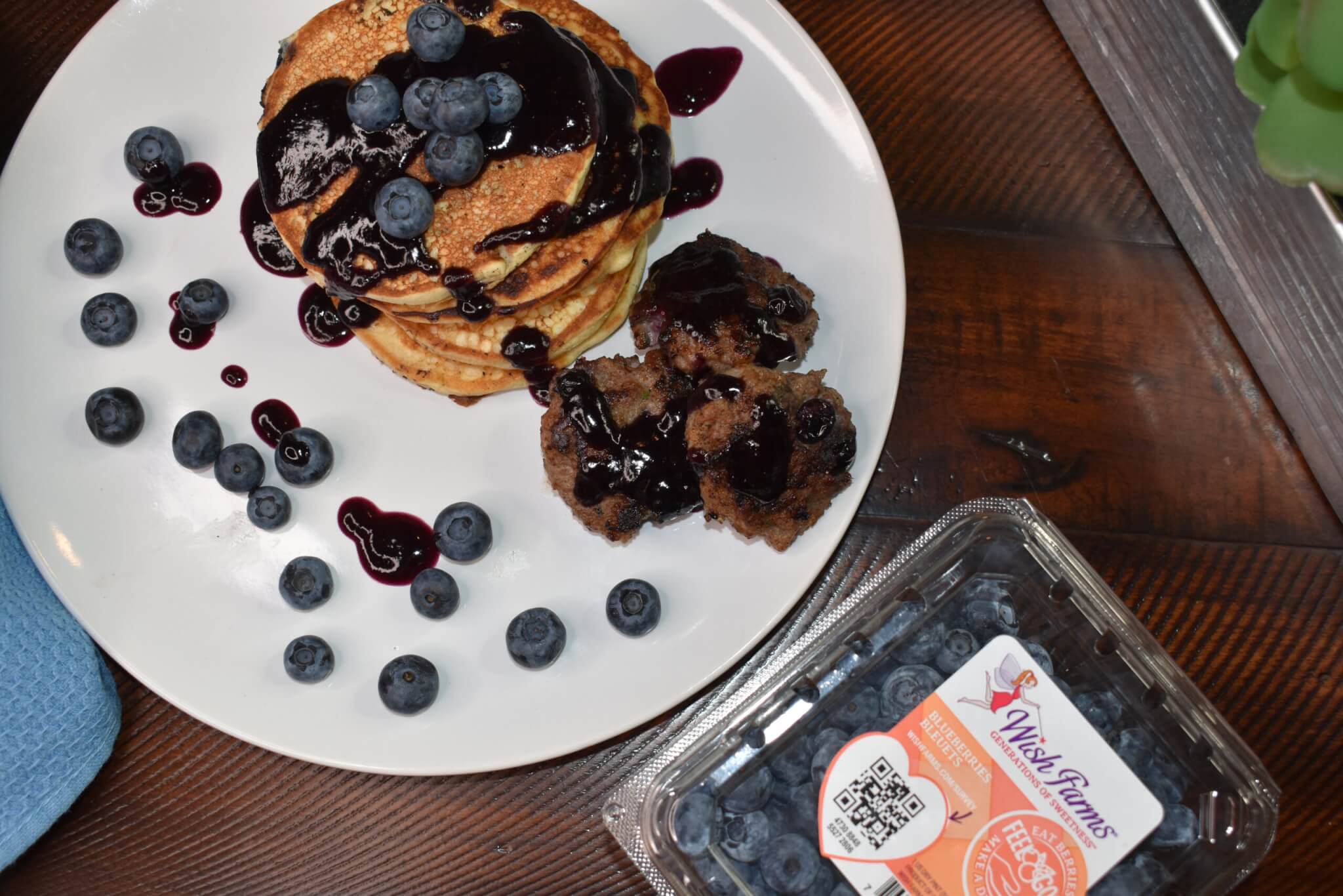 Blueberry Breakfast Sausage with Blueberry Bourbon Maple Syrup | Wish Farms Blueberry Recipes