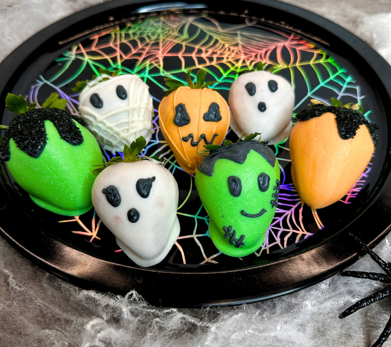 Spooky Dipped Strawberries Recipe For Halloween I WIsh Farms