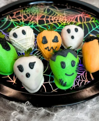 Spooky Dipped Strawberries
